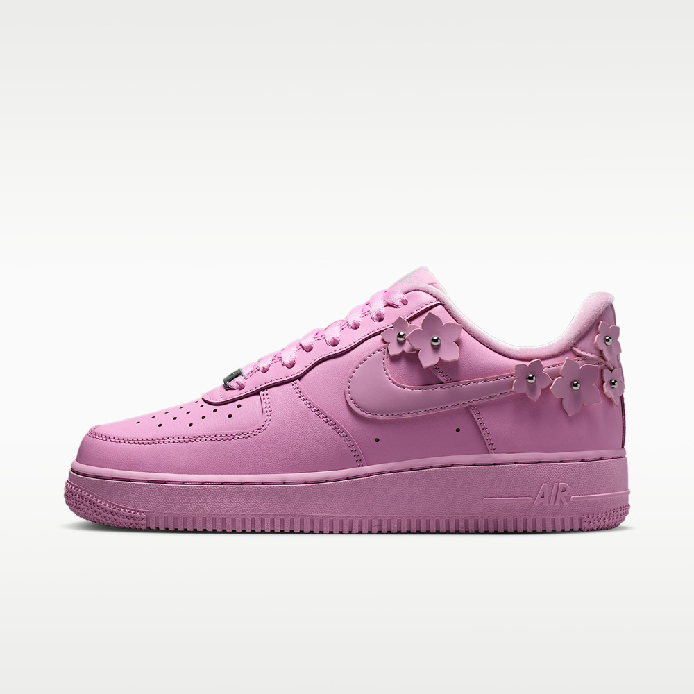 Sepatu Olahraga dan Santai Wan - Nike Shoes Air Force 1 ulasan dan harga